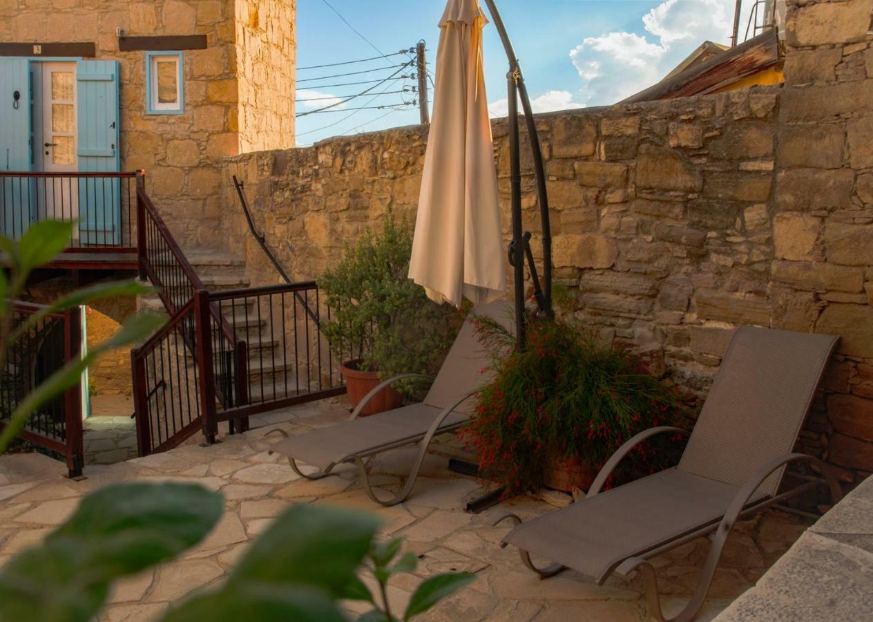 Dolphin Guest House And Studios توشني المظهر الخارجي الصورة