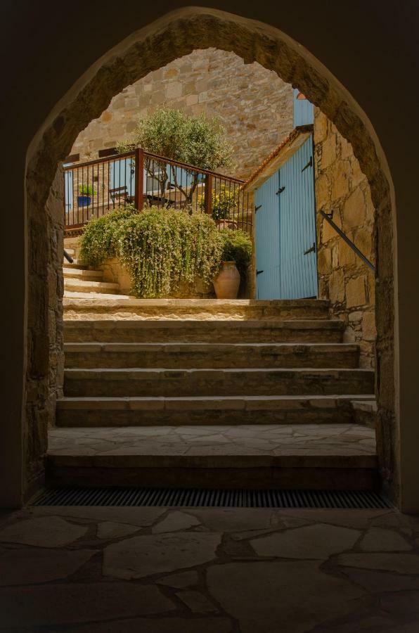 Dolphin Guest House And Studios توشني المظهر الخارجي الصورة