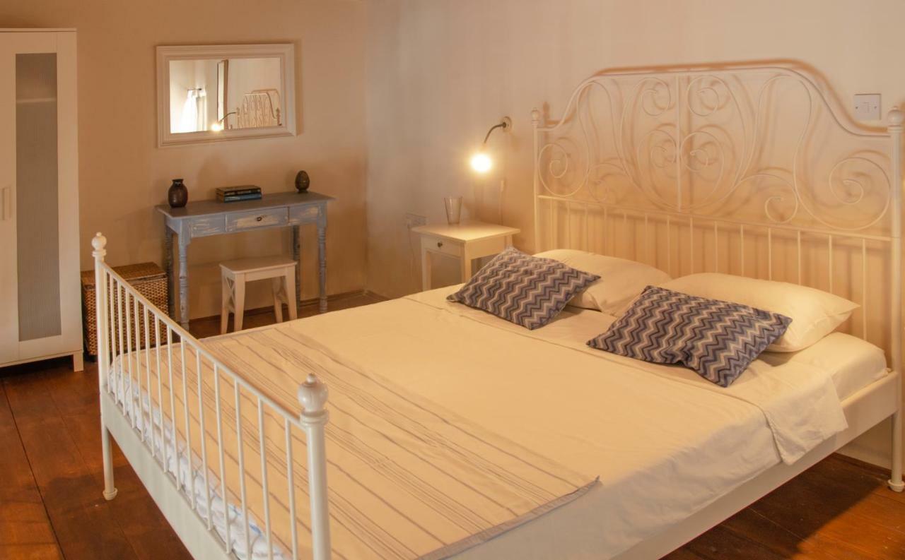 Dolphin Guest House And Studios توشني المظهر الخارجي الصورة
